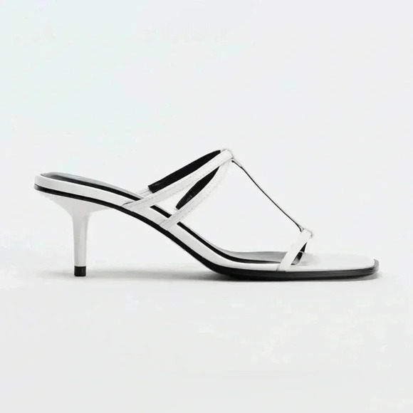 🔥🔥zara sandals with strap - Picture 3 of 6